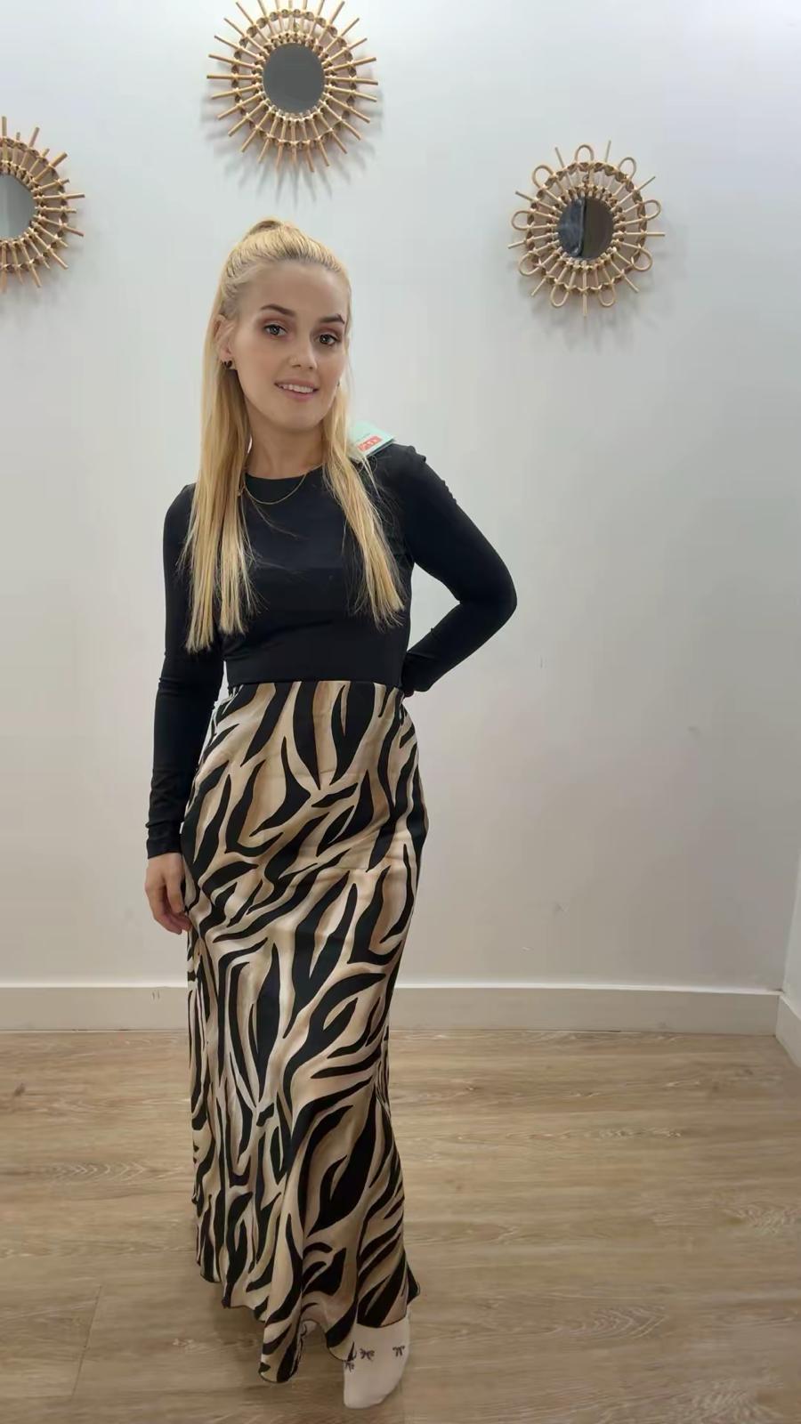 falda animal print cebra
